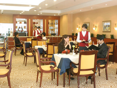 京城美食尋蹤 東直門外小街2號，雍景臺酒店及其周邊餐飲地圖